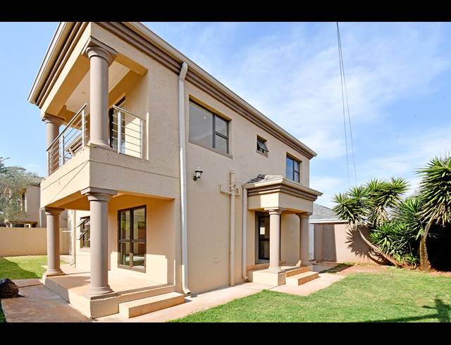 3 BEDROOM TOWNHOUSE TO LET IN LINDEN